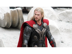 クリス・ヘムズワース、体型維持に苦労しつつ『マイティ・ソー』続編を撮影中 画像