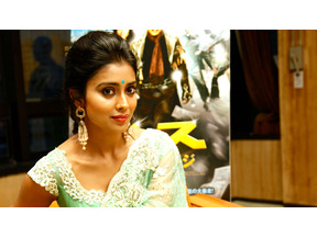 【美的アジア】ぶっとび映画『ボス その男ジヴァージ』主演シュリヤー・サランの女道 画像