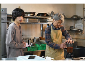 松岡昌宏“拓郎”に「怖すぎてドラマに集中出来ない」の声、成田凌“藤木”への人工呼吸にもSNSざわめく…「逃亡医F」第3話 画像