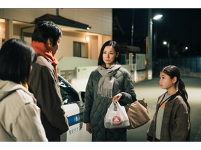 吉田羊“千嘉”の行動に怒りの声続出、過去の記憶を失い始めた万理華を心配する声も多数…「妻、小学生になる。」4話 画像