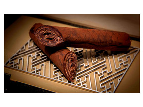 大人の男性へのバレンタイン・ギフトにいかが？恵比寿JOHN KANAYAの葉巻ショコラ 画像