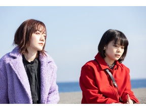 岸井ゆきの“咲子”、親友からの告白に「泣いてしまった」「辛い」の声、両手にカニを持った高橋一生には「癒された」の声も…「恋せぬふたり」5話 画像