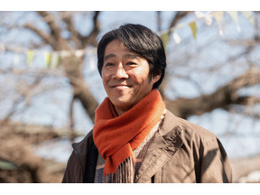 森田望智“守屋”、堤真一“圭介”への告白＆頬キスに「大きな進展」の声、カフェに現れた“万理華”にも様々な憶測飛び交う…「妻、小学生になる。」6話 画像