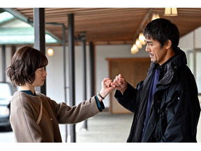 阿部寛“新名”、水中での表情が話題に…新名の身を案じる真子にも「幸せになれる未来はあるんですか」の声「DCU」第8話 画像