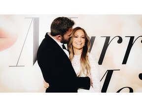 ジェニファー・ロペス、泡風呂中にベン・アフレックからプロポーズを受ける 画像