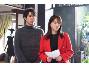 綾瀬はるか＆大泉洋の“バディ”誕生に期待の声高まる…2話にして回収されたタイトルに触れた投稿も「元彼の遺言状」2話 画像