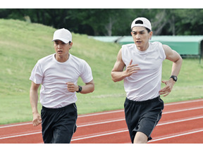 町田啓太“宙”と佐藤寛太“荒井”の和解に「親友になる？」の声、北村一輝“八女”の真意には「ガチでこわい」…「テッパチ！」2話 画像