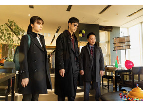 まさかの“沢口靖子”連呼に「流石はテレ朝」「随所に小ネタが」などの反応多数…「警視庁アウトサイダー」2話 画像