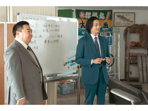 塚地武雅“武藤”と小泉孝太郎“大海”の握手に「対等な握手だね」と感動の声、“義知”に対する疑念も…「スタンドUPスタート」6話 画像