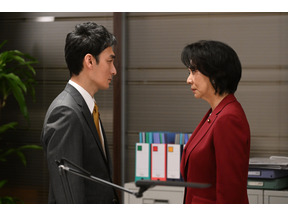 草彅剛“鷲津”の元に事件の目撃者現る…その行動に「脅し方が只者じゃなかった」など疑惑の声続々「罠の戦争」7話 画像