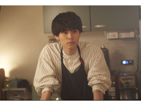 “月読”萩原利久の料理姿に「手がとても綺麗」の声続出…「月読くんの禁断お夜食」 画像