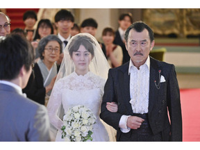 血だらけ“結婚式”で倒れていた人物の“正体”に驚きの声「虎ちゃんじゃなかった！」…「unknown」第6話 画像