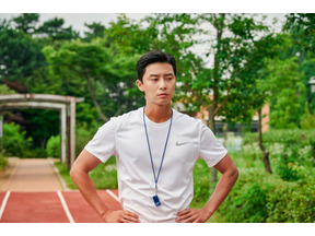 パク・ソジュン×IU『ドリーム ～狙え、人生逆転ゴール！～』Netflix配信へ　予告編公開 画像