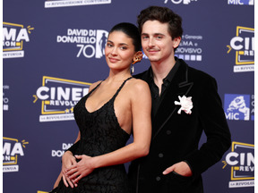 ティモシー・シャラメ、交際2年目のカイリー・ジェンナーとついにレッドカーペットデビュー 画像