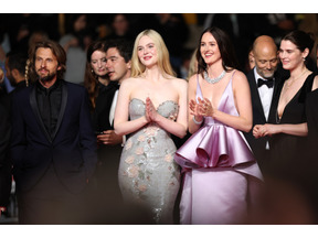 カンヌでヨアキム・トリアー監督作『Sentimental Value』が15分のスタオベ 出演者のエル・ファニング感涙 画像