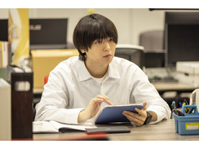 「すごく優しくてナチュラル」「とろけるような笑顔」伊野尾慧“幹太”の表情に感動の声…「パラレル夫婦」9話 画像