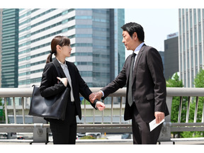 「心がえぐられる」「しんどすぎる」大森南朋“旭”の後悔に視聴者の反応は…「あなたを奪ったその日から」8話 画像