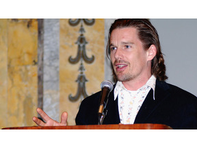 イーサン・ホークが明かす「僕の結婚が失敗に終わった理由」 画像