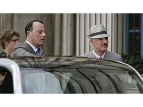 新婚のスティーヴ・マーティン、パリで当たり役を熱演中 画像