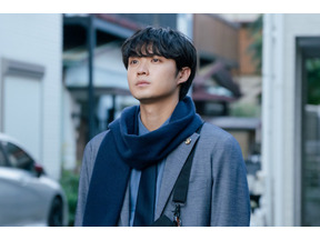 「あまりにもナチュラル」「どぎまぎさせる天才」…磯村勇斗“健治”に視聴者も驚きの声、「僕達はまだその星の校則を知らない」最終回 画像