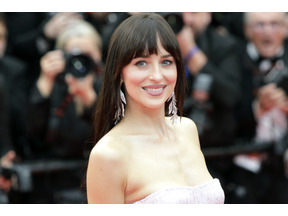 ダコタ・ジョンソンの長編監督デビュー作にチャーリー・XCX、ジェシカ・アルバら出演 画像