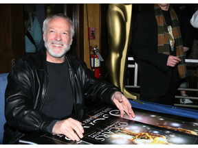 『スター・ウォーズ』『インディ・ジョーンズ』などのポスターを手掛けたドリュー・ストルーザンが死去 78歳 画像