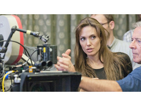 迷わない女、アンジェリーナ・ジョリーが描く『最愛の大地』 画像