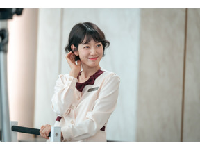 パク・シネ、チョ・ハンギョル、ITZYユナらの個性豊かな「Missホンは潜入調査中」13話＆14話ビハインド映像公開 画像