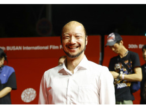 ニューヨークで「『８番出口』のおじさんを探せイベント」開催で“歩く男”が現れる！？川村元気監督「すごいな」と驚き 画像