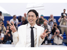 菅田将暉「ミラクルな初体験」黒沢清監督『黒牢城』本木雅弘＆宮舘涼太と初のカンヌで喝采浴びる 画像