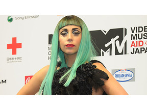 レディー・ガガ、本人役でコリン・ファース主演映画に出演か？ 画像