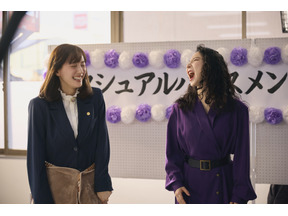 綾瀬はるから真剣な法廷シーンから弾ける笑顔まで『ファーストボイス』メイキングカット到着 画像