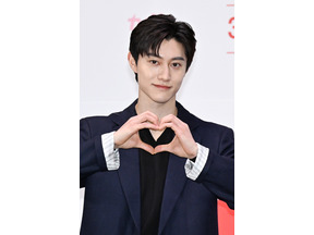 クァク・ドンヨン、流暢な日本語に佐久間大介も驚き！倉悠貴らとの東京スナップ撮影にも密着 画像