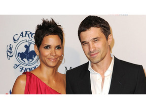 ハル・ベリー、オリヴィエ・マルティネスとの間の第1子となる男児を出産 画像