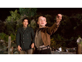 ネス湖のネッシーの秘密？　孤独な少年と伝説の生き物の友情『ウォーター・ホース』 画像