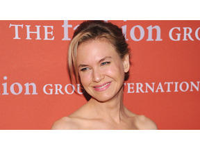 レニー・ゼルウィガー、養子を迎えて母親になることを検討中 画像