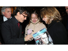 サインを求めるファンに最も優しいスターは誰？ 画像