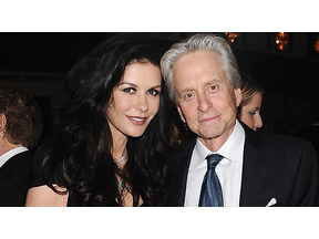 別居中マイケル・ダグラス＆キャサリン・ゼタ・ジョーンズ夫妻、新年を一緒に迎えていた 画像