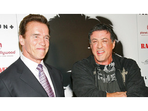 『ランボー』最新作のプレミアで、還暦を過ぎたアクション・スター2人がツーショット 画像