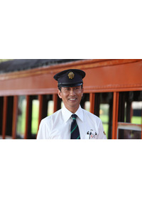 RAILWAYS 49歳で電車の運転士になった男の物語