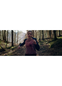 ランナウェイ ルナ、17歳の逃亡者(C)APOLLO