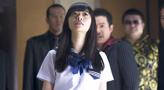 予告編 Hkt指原がセーラー服と機関銃で か い か ん 映画 薔薇色のブー子 Cinemacafe Net