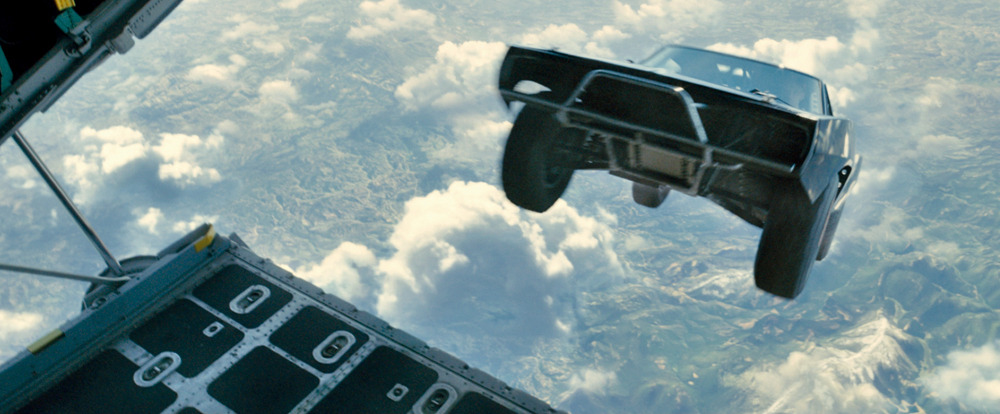 特別映像 空から車がダイブ ワイスピ 最新作 大興奮の撮影風景も公開 Cinemacafe Net