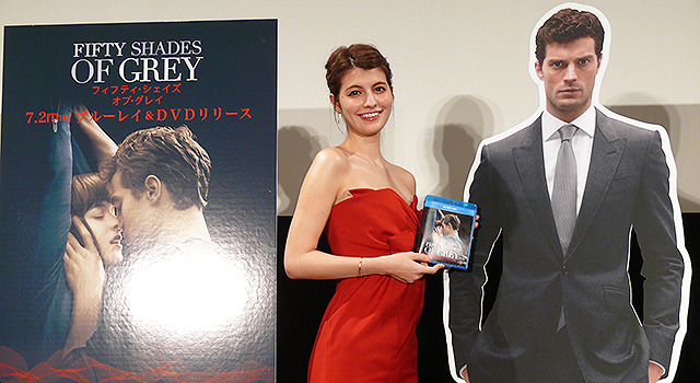 マギー 恋愛刺激度テストで丸裸 無修正 フィフティ シェイズ オブ グレイ 女性限定試写会 Cinemacafe Net