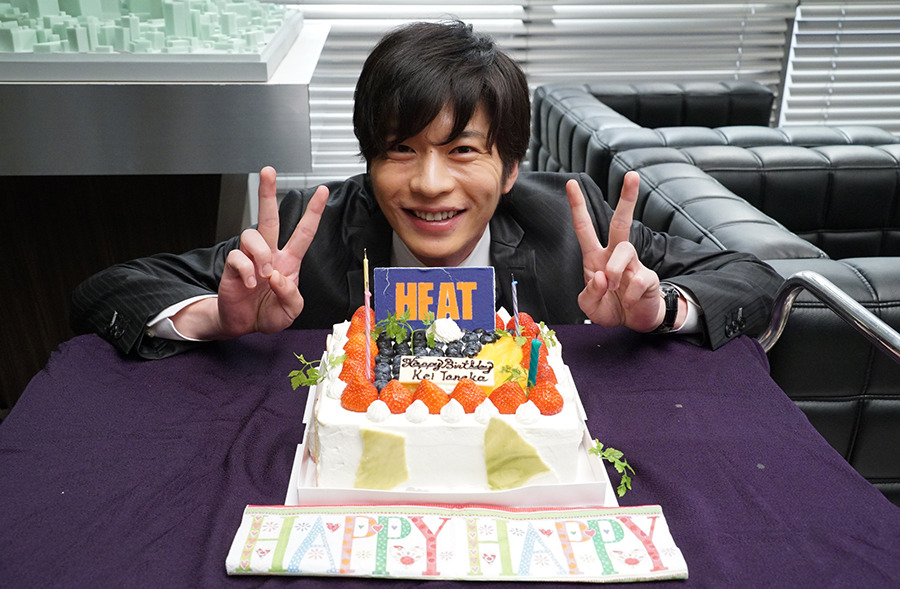 田中圭 誕生日サプライズに終始赤面 変な汗かいた Cinemacafe Net