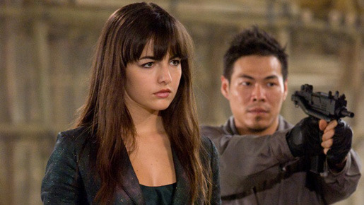 太眉ファッショニスタ カミーラ ベルに注目 プッシュ でイケメンを次々と略奪 1枚目の写真 画像 Cinemacafe Net