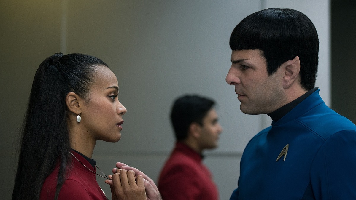 特別映像 ゾーイ ザッカリー スター トレック おしどりカップルがまさかの破局 Cinemacafe Net