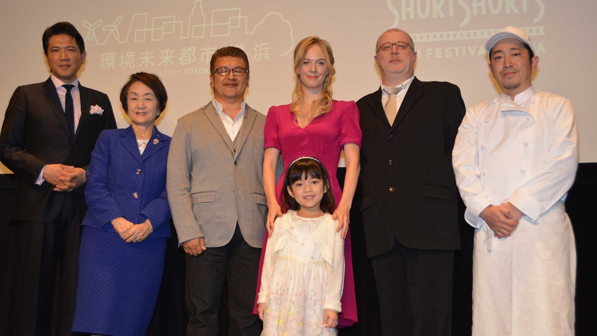 シャーロット ケイト フォックス 英語なしの撮影に苦労 Cinemacafe Net シャーロット ケイト フォックス 英語なしの撮影に苦労 Cinemacafe Net