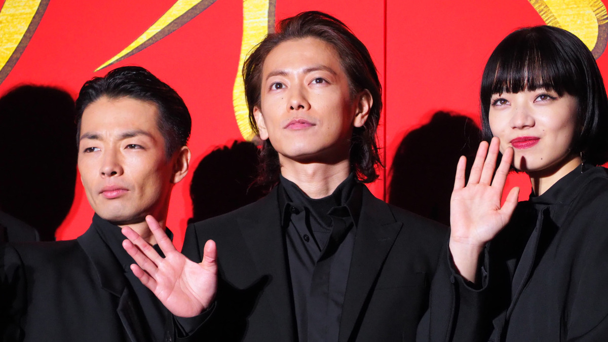 佐藤健 一切の常識が通用しない 現場で奮闘も 森山未來がボソリ 健くん格好よく斬ってた Cinemacafe Net
