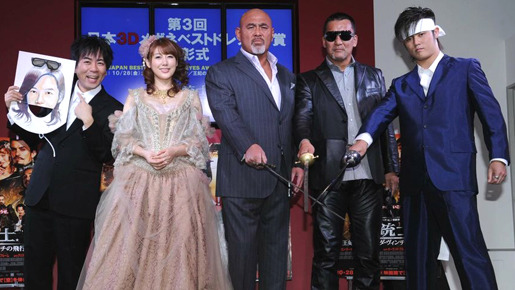 結婚報道直後の安めぐみ 幸せふりまきバロック スタイルのドレスに大興奮 Cinemacafe Net